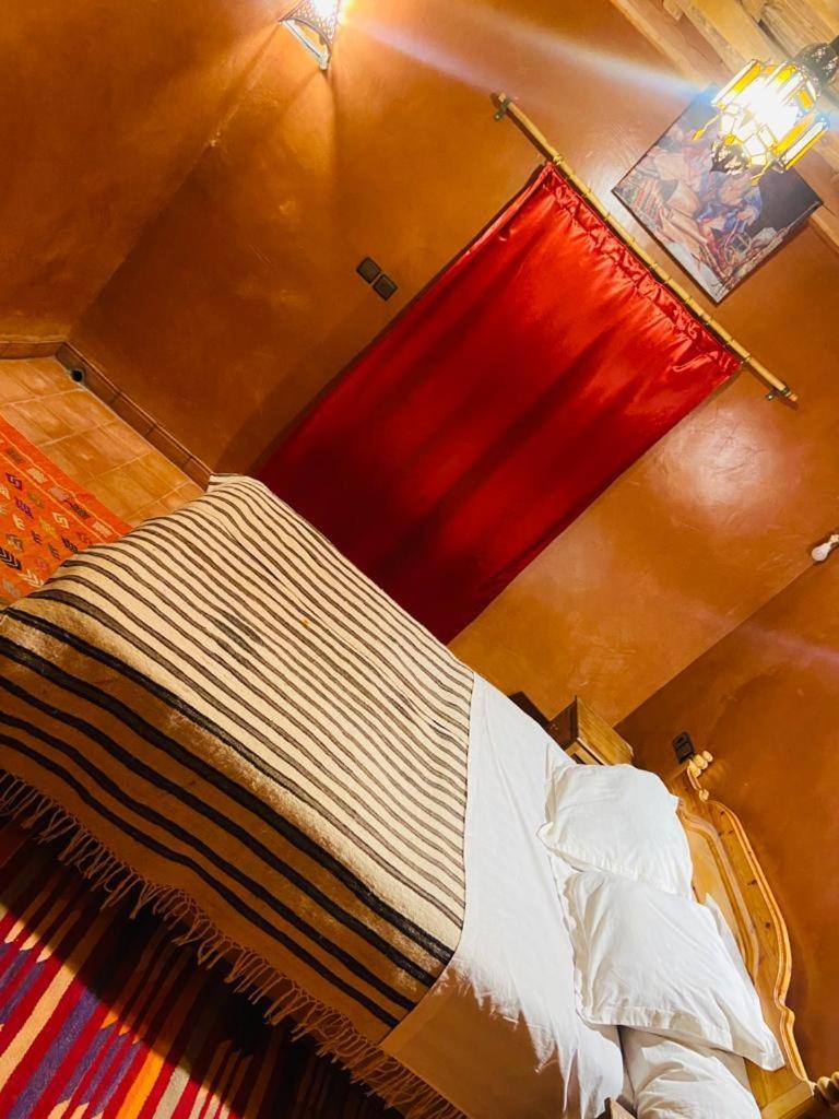 Bou Drarar Gite D'Etape Tamaloute Bed & Breakfast エクステリア 写真