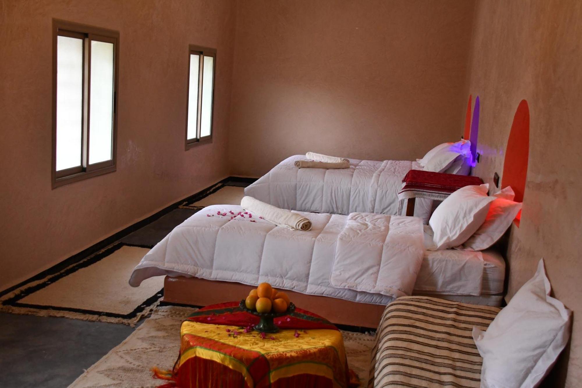 Bou Drarar Gite D'Etape Tamaloute Bed & Breakfast エクステリア 写真